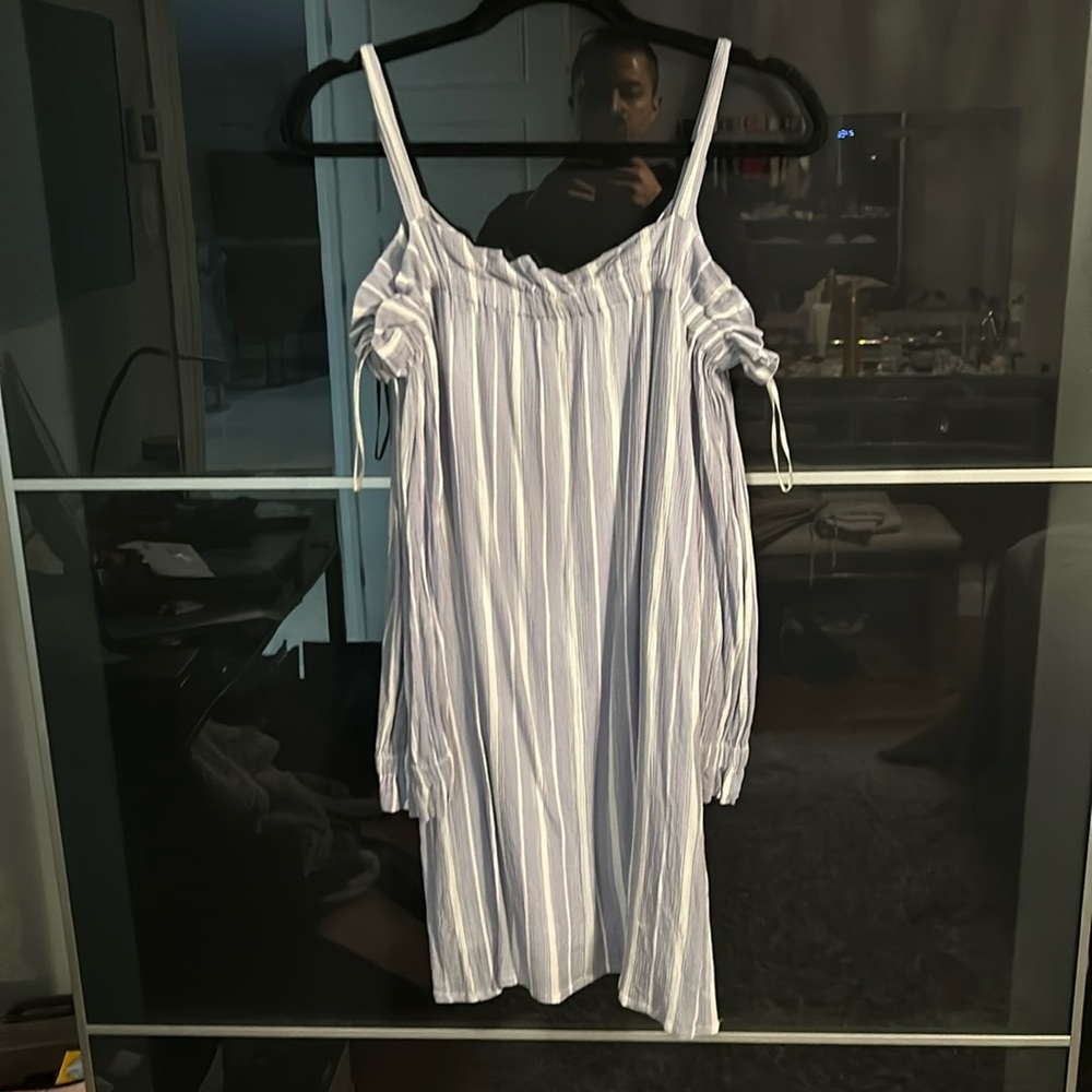 Ripe dress 👗 white blue medium 🇨🇦